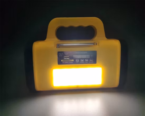 Smart Mini Garden Kit Full Spectrum 24W Grow Light Smart Garden LED Grow Light 4L Water Tank 9 Pods Hydroponic System for Home